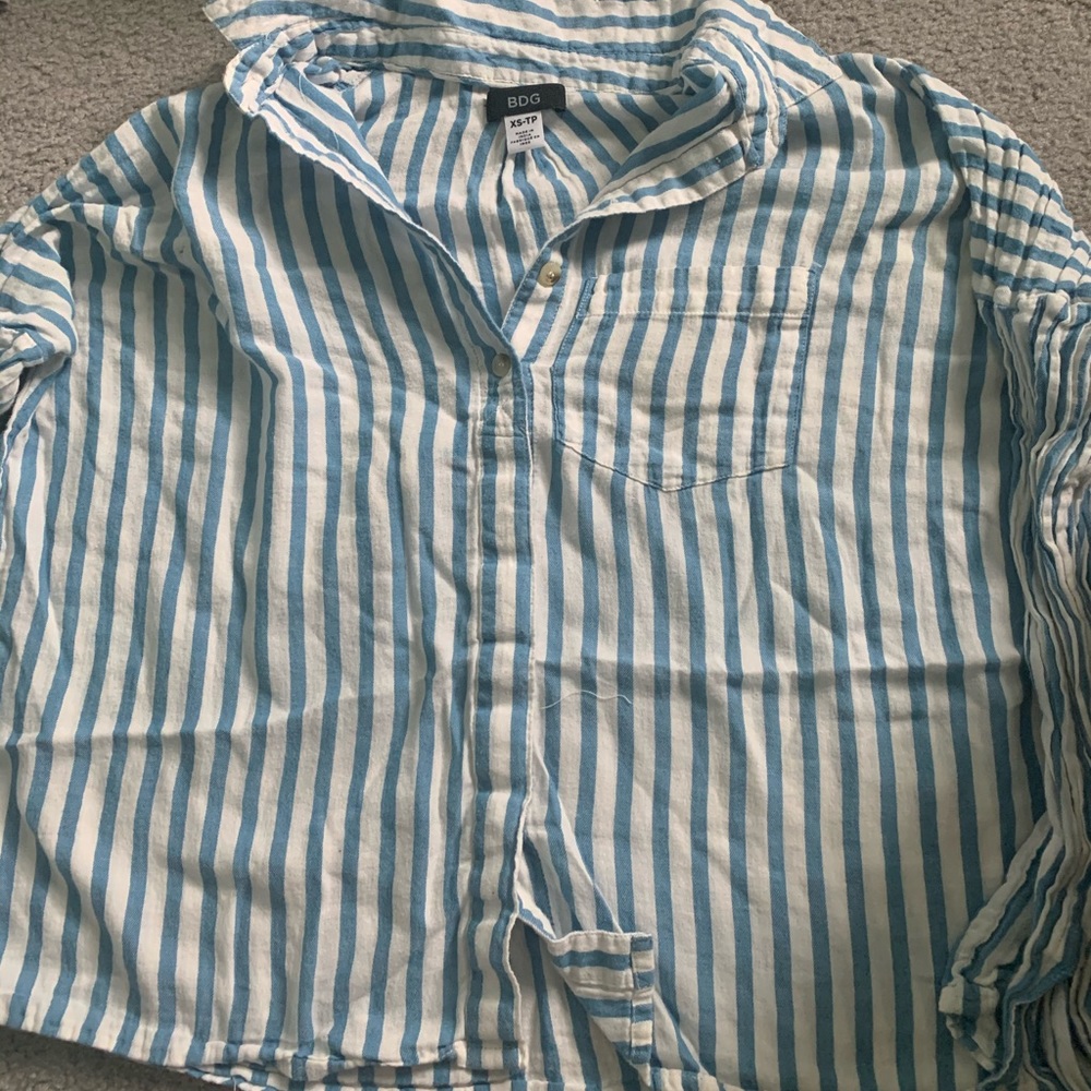 urban outfitters button up shirt